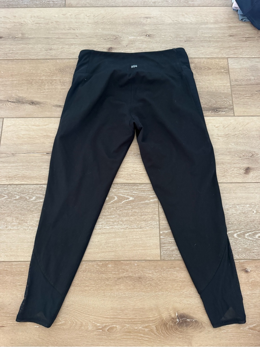 DSG Momentum High Rise 7/8 Perforated Leggings Womens Black size Large - Picture 8 of 9